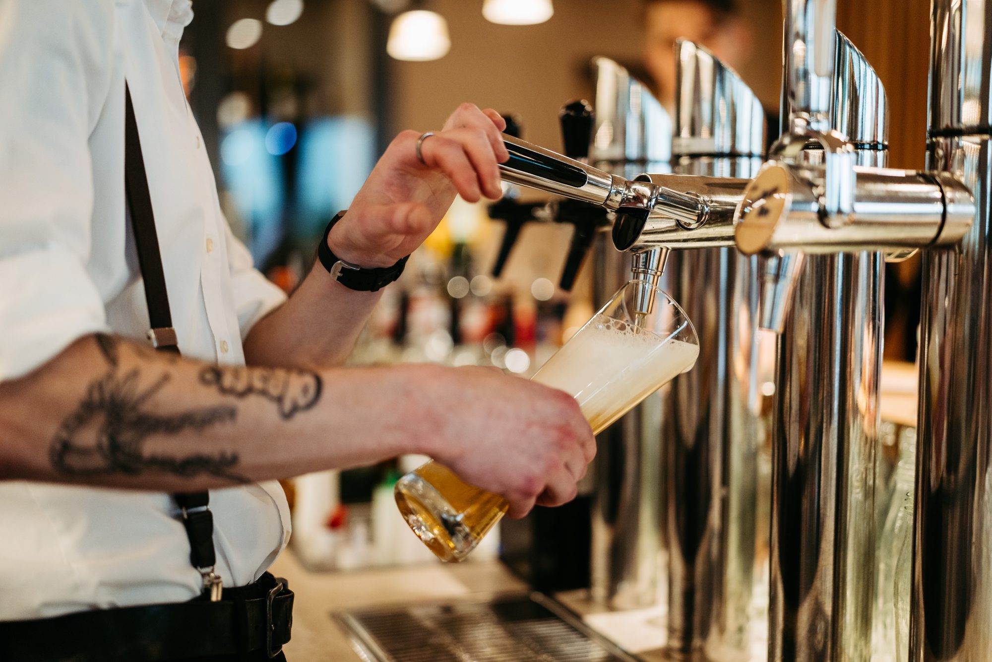 Hafnerbräu wird an der HAFNERBAR frisch gezapft